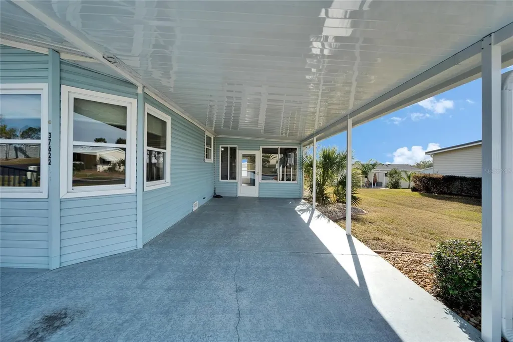 37622 New Horizons Boulevard Zephyrhills FL 33541