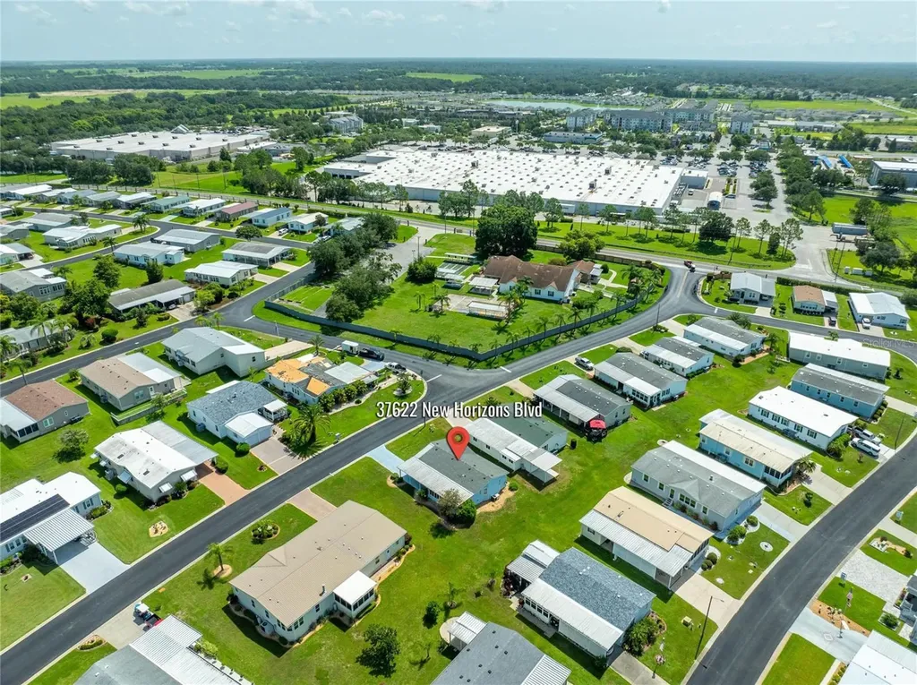 37622 New Horizons Boulevard Zephyrhills FL 33541
