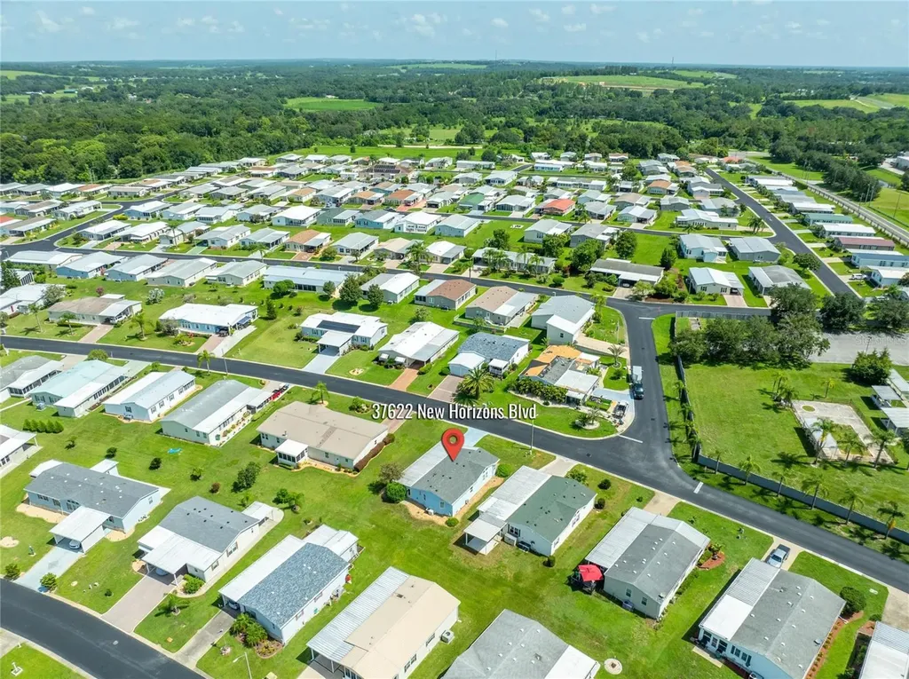 37622 New Horizons Boulevard Zephyrhills FL 33541