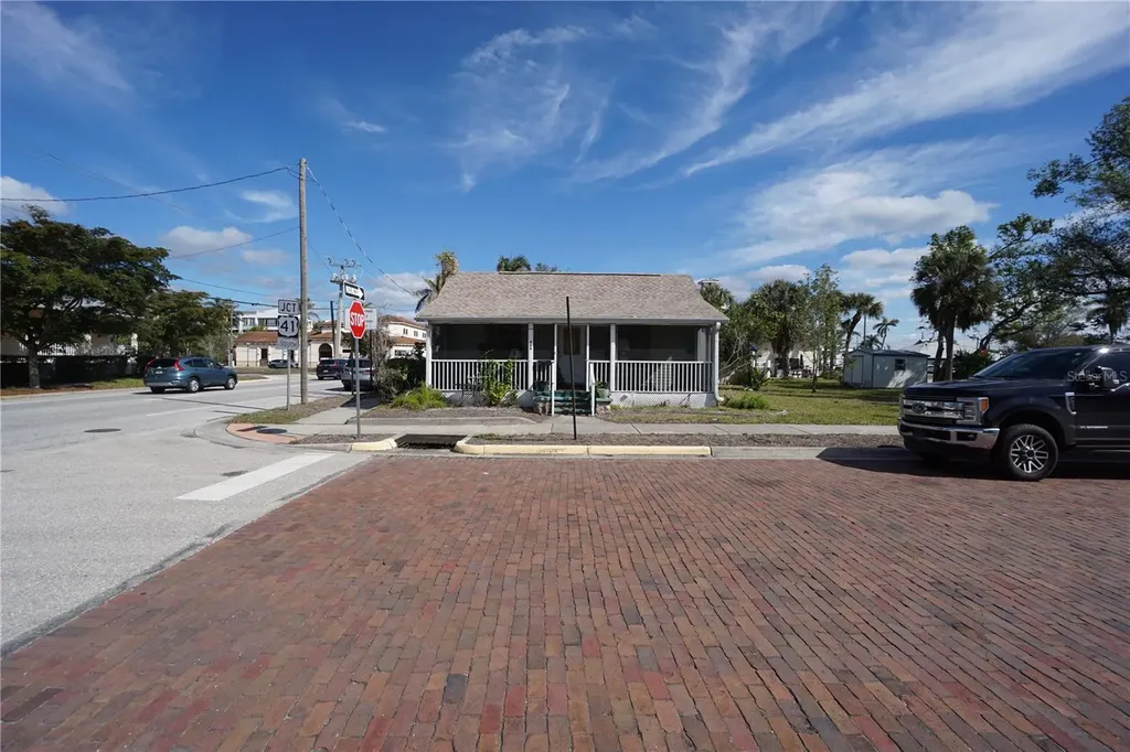 302 Goldstein Street Punta Gorda FL 33950