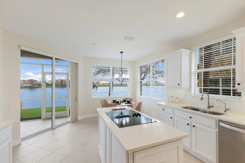 6409 Moorings Point Circle Lakewood Ranch FL 34202