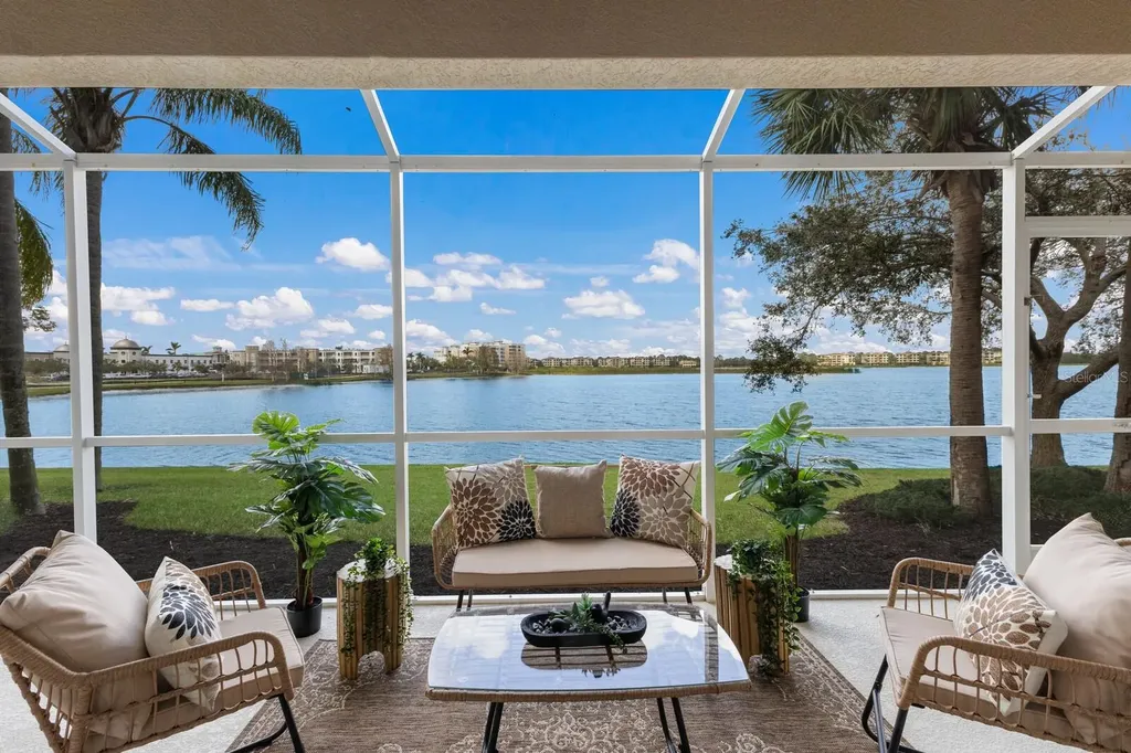 6409 Moorings Point Circle Lakewood Ranch FL 34202