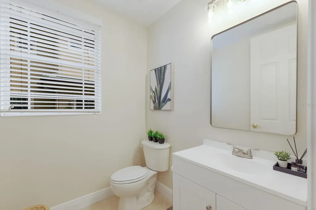 6409 Moorings Point Circle Lakewood Ranch FL 34202