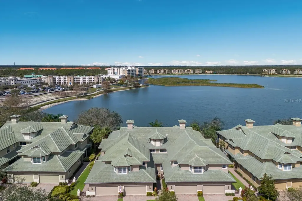 6409 Moorings Point Circle Lakewood Ranch FL 34202