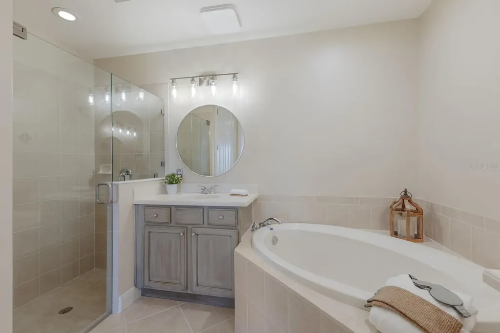 6409 Moorings Point Circle Lakewood Ranch FL 34202