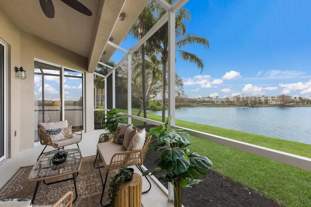 6409 Moorings Point Circle Lakewood Ranch FL 34202