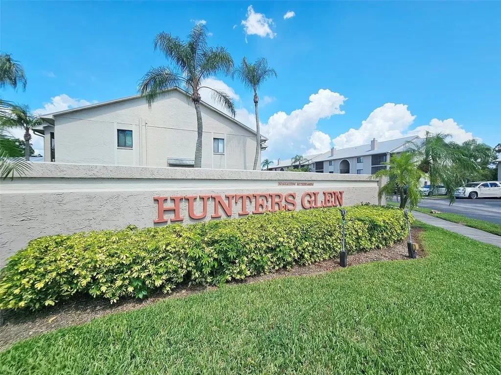 2067 Hunters Glen Drive Dunedin FL 34698
