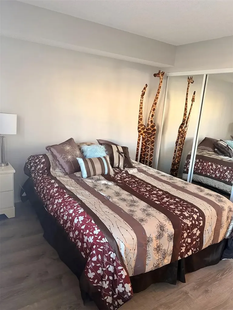 2067 Hunters Glen Drive Dunedin FL 34698