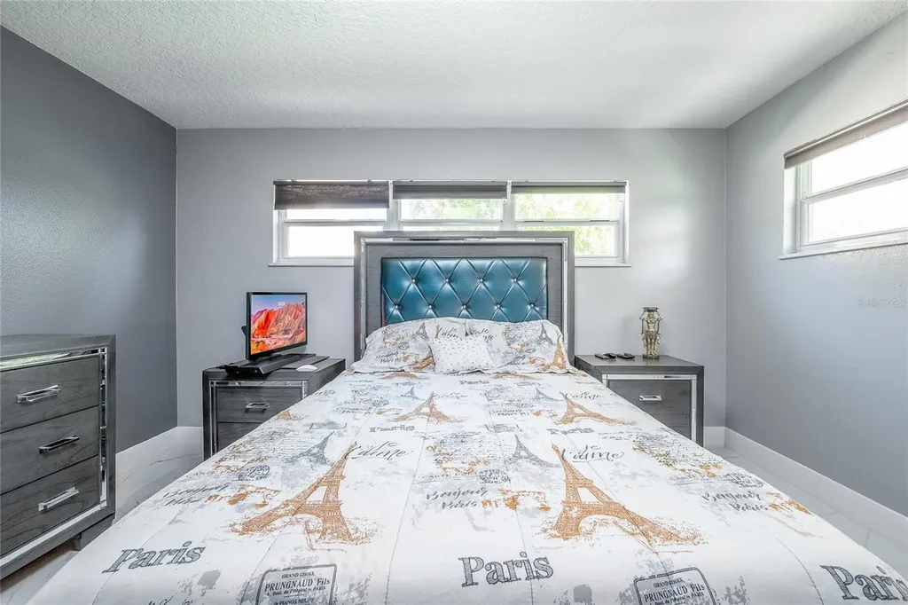 5006 Monet Avenue Belle Isle FL 32812