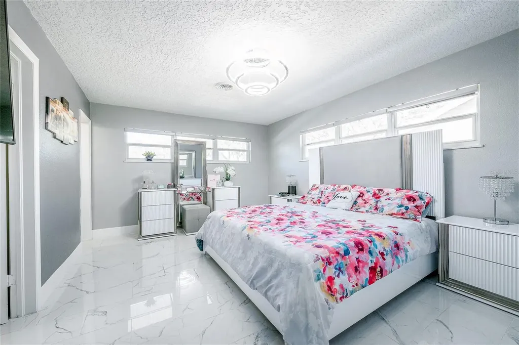 5006 Monet Avenue Belle Isle FL 32812