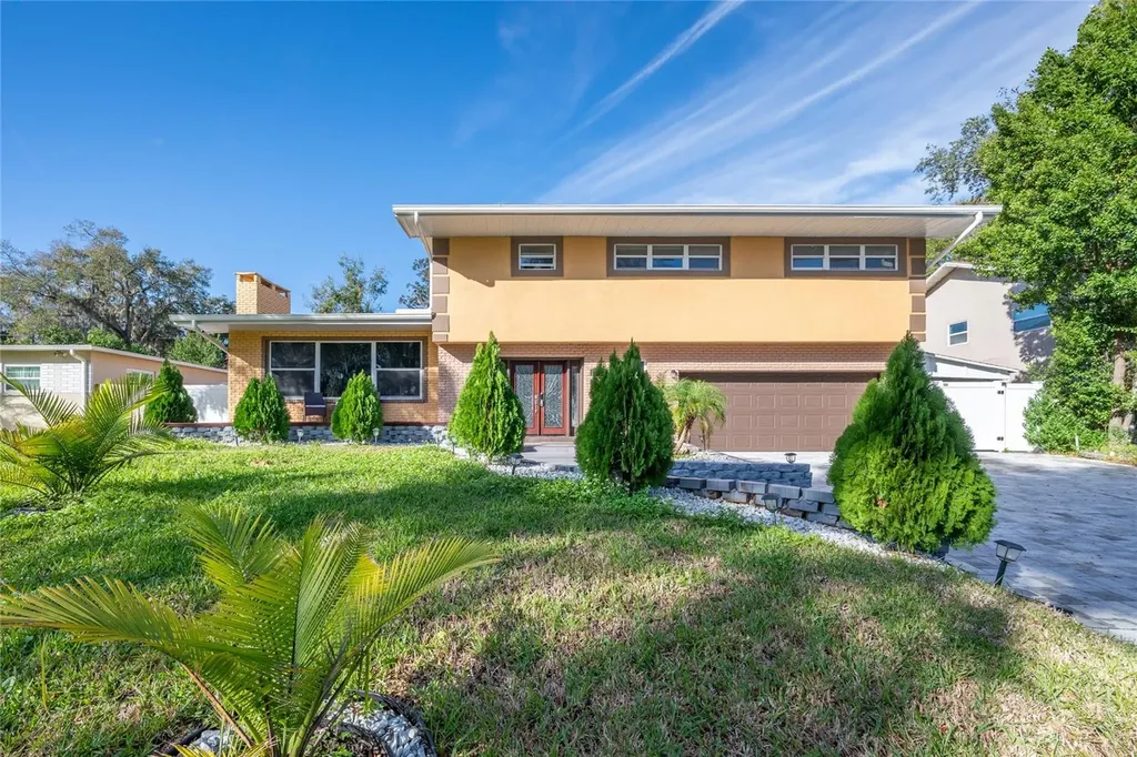 5006 Monet Avenue Belle Isle FL 32812