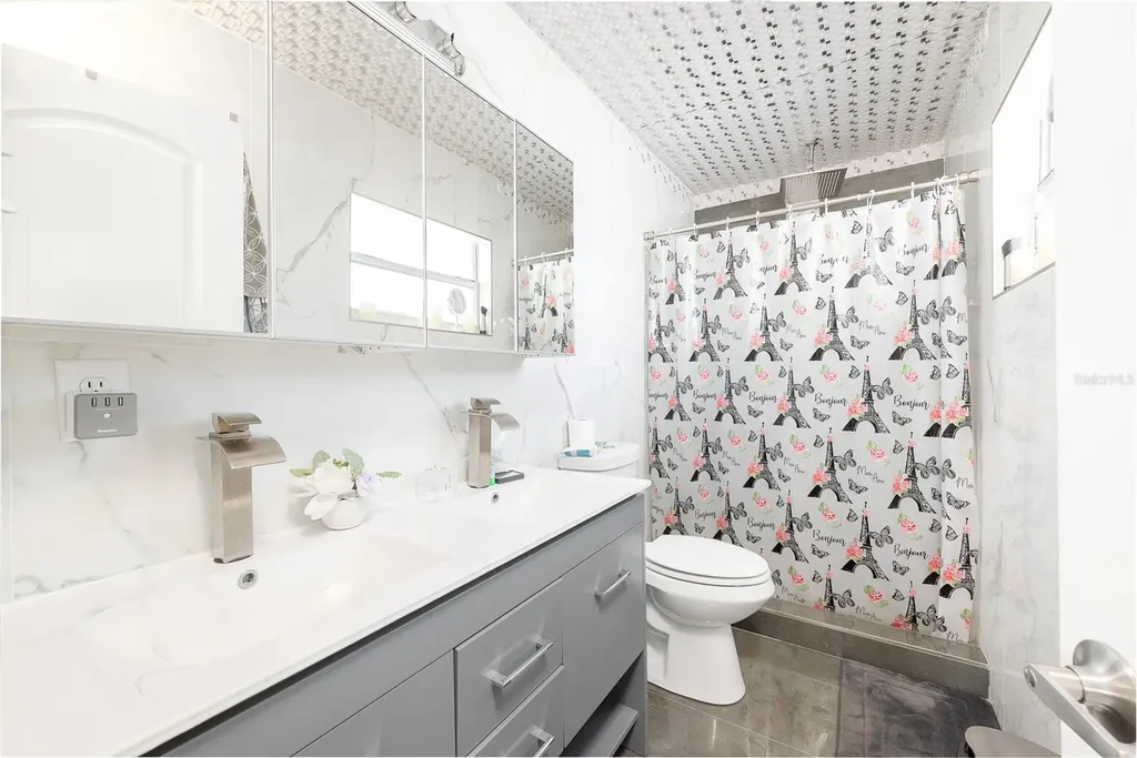 5006 Monet Avenue Belle Isle FL 32812