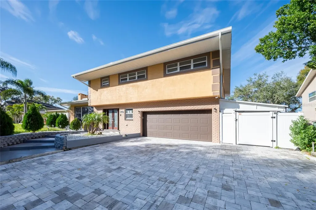 5006 Monet Avenue Belle Isle FL 32812