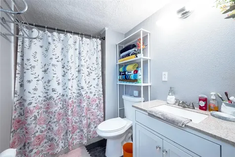 5006 Monet Avenue Belle Isle FL 32812