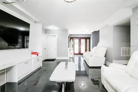5006 Monet Avenue Belle Isle FL 32812