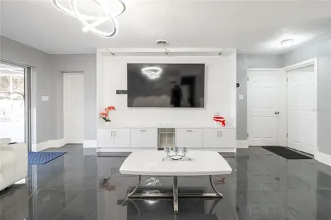 5006 Monet Avenue Belle Isle FL 32812