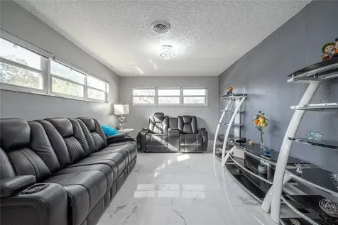 5006 Monet Avenue Belle Isle FL 32812