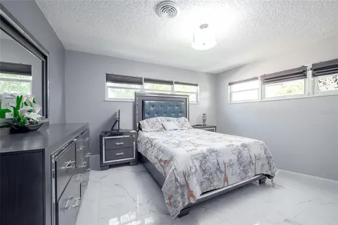 5006 Monet Avenue Belle Isle FL 32812