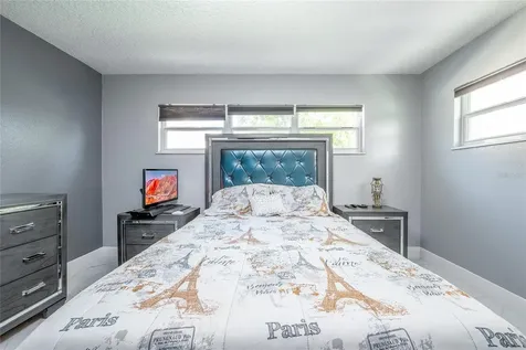 5006 Monet Avenue Belle Isle FL 32812