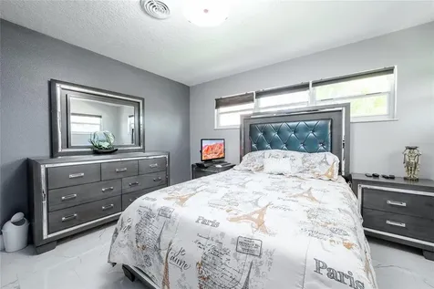 5006 Monet Avenue Belle Isle FL 32812