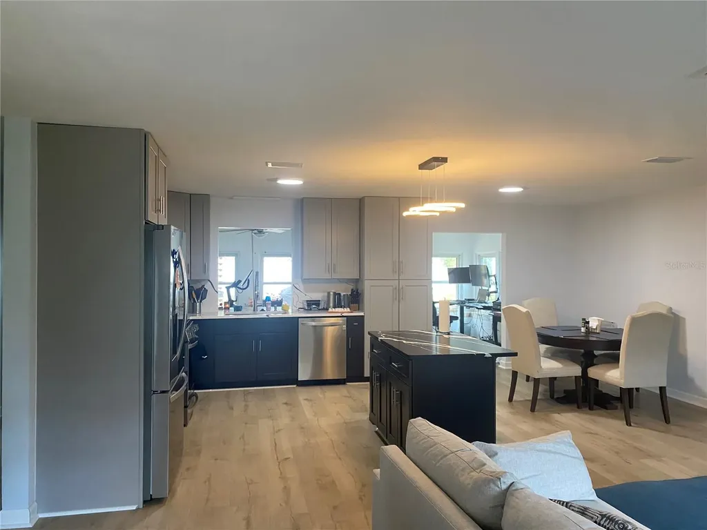 1755 Georgia Avenue NE St Petersburg FL 33703