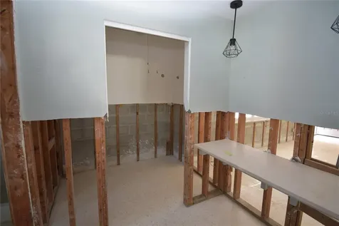 1755 Georgia Avenue NE St Petersburg FL 33703