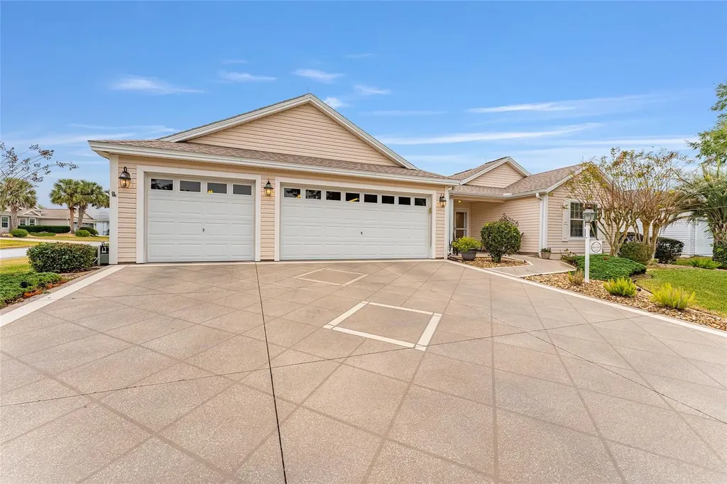 16679 SE 77th Northridge Court The Villages FL 32162