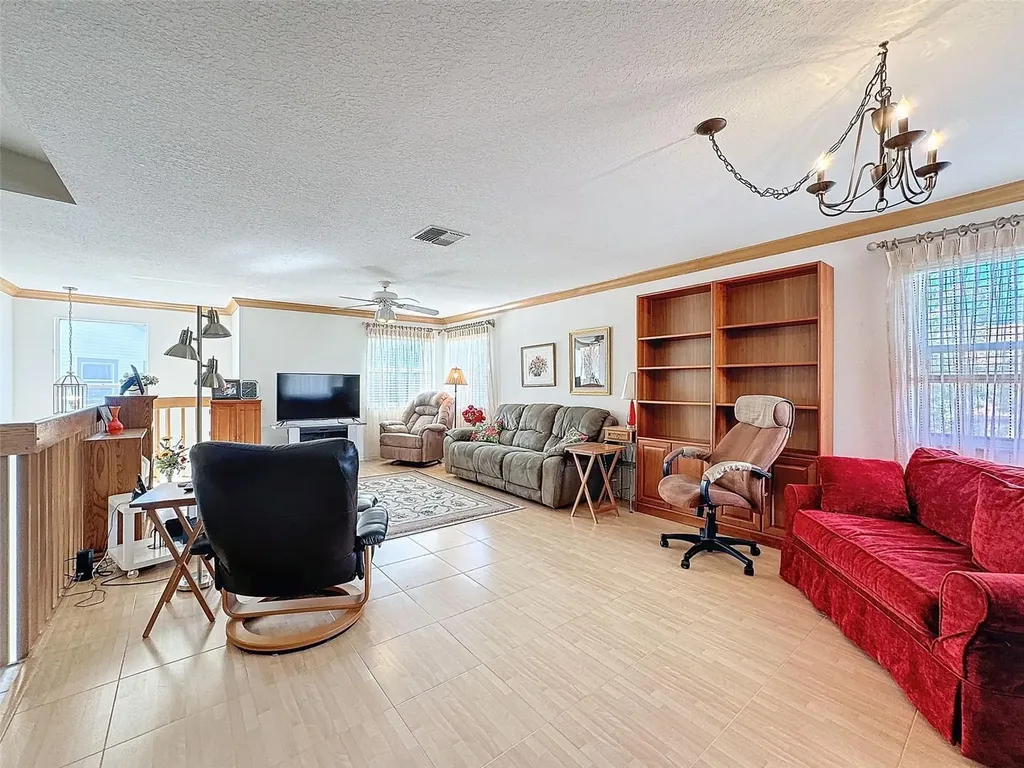 1203 Clays Trail Oldsmar FL 34677