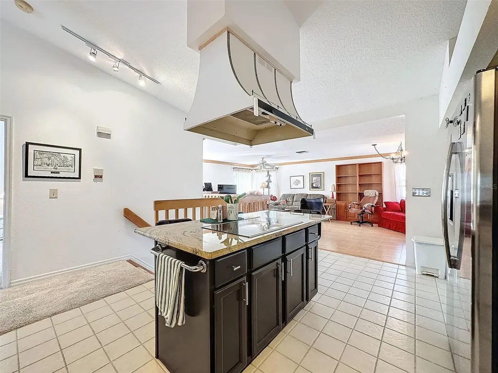 1203 Clays Trail Oldsmar FL 34677