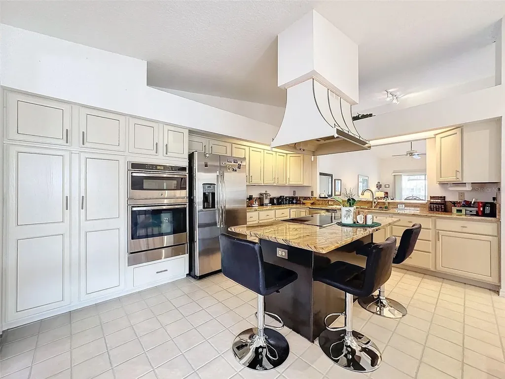 1203 Clays Trail Oldsmar FL 34677