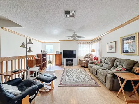 1203 Clays Trail Oldsmar FL 34677
