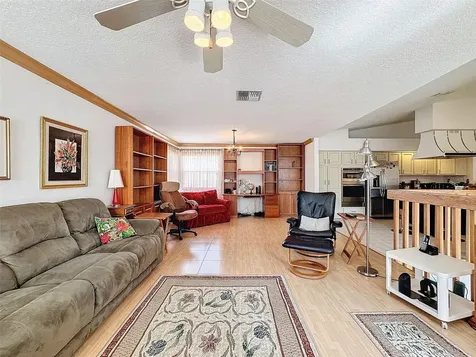 1203 Clays Trail Oldsmar FL 34677