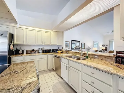 1203 Clays Trail Oldsmar FL 34677
