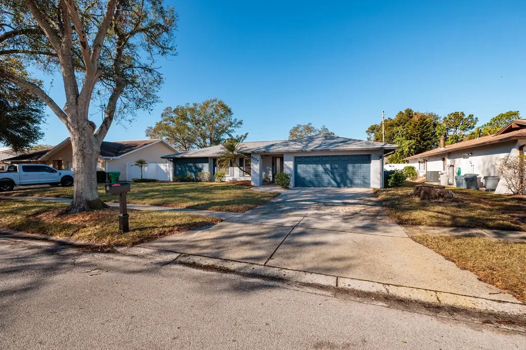 9372 121st Street Seminole FL 33772