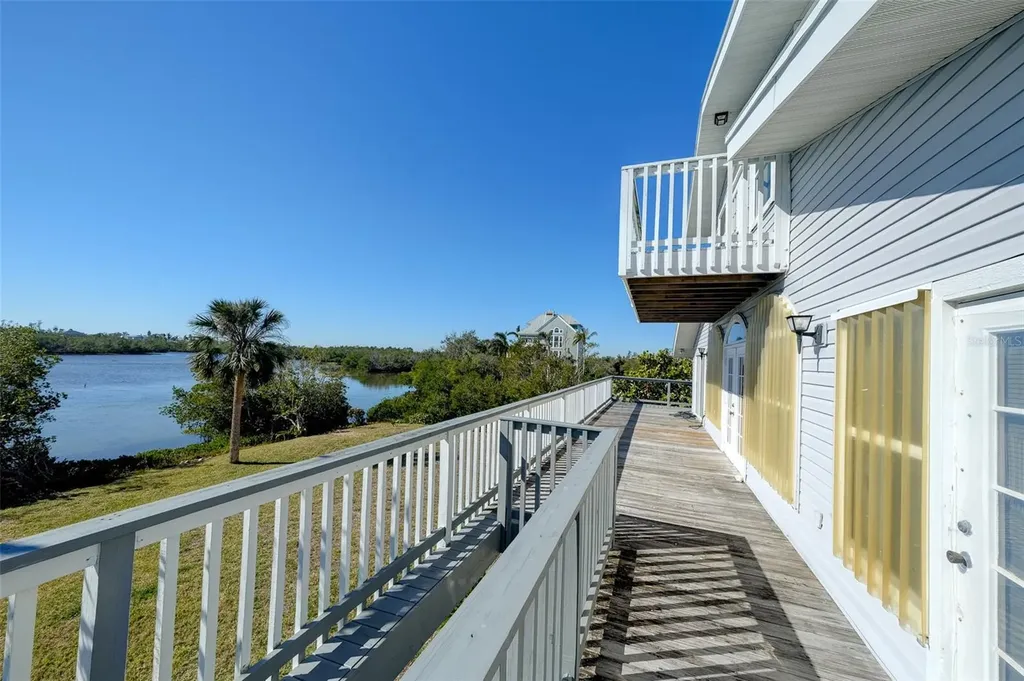 145 Burns Road Terra Ceia FL 34250