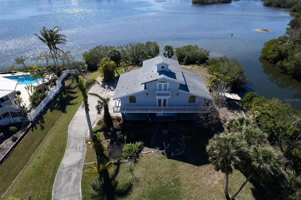 145 Burns Road Terra Ceia FL 34250