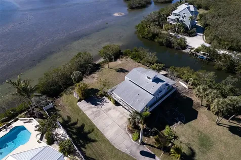 145 Burns Road Terra Ceia FL 34250