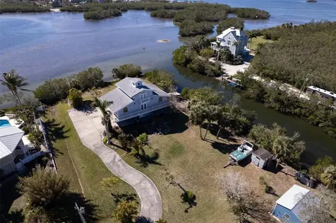 145 Burns Road Terra Ceia FL 34250