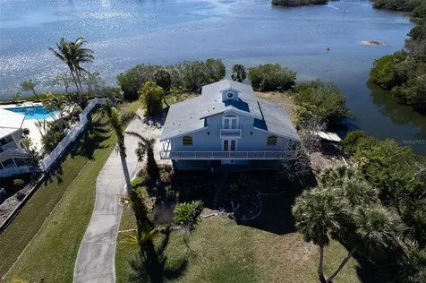145 Burns Road Terra Ceia FL 34250
