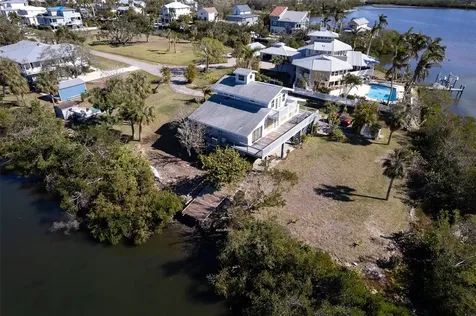 145 Burns Road Terra Ceia FL 34250