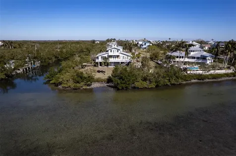 145 Burns Road Terra Ceia FL 34250