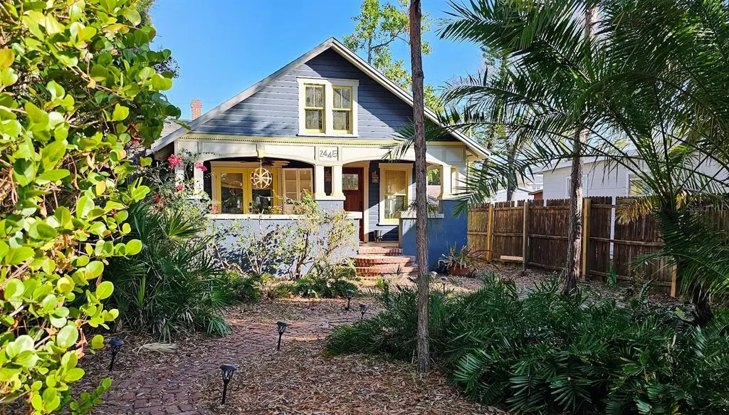 2445 3rd Avenue N St Petersburg FL 33713