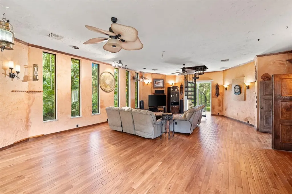 1343 Ranchero Drive Sarasota FL 34240
