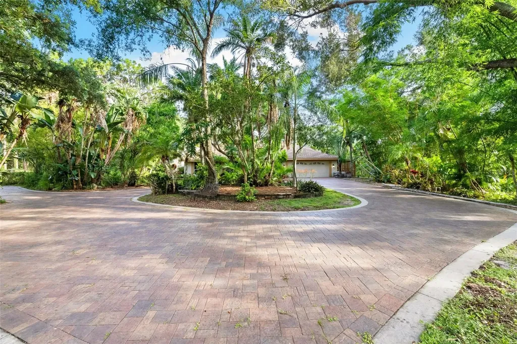 1343 Ranchero Drive Sarasota FL 34240