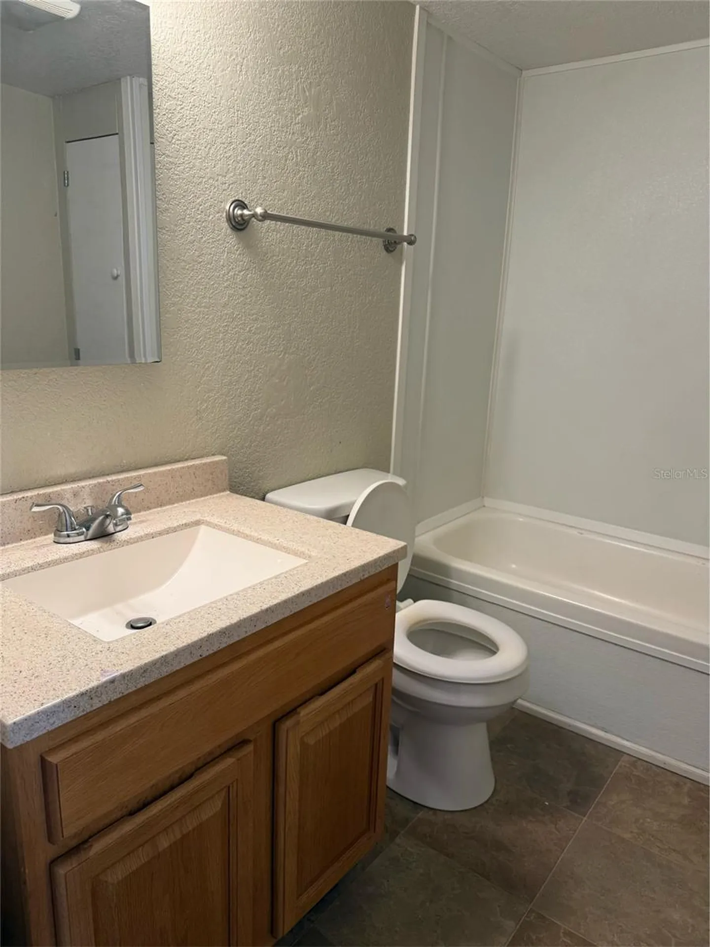 2107 Hialeah Avenue Leesburg FL 34748