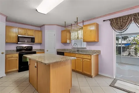 1605 S Mary Street Eustis FL 32726