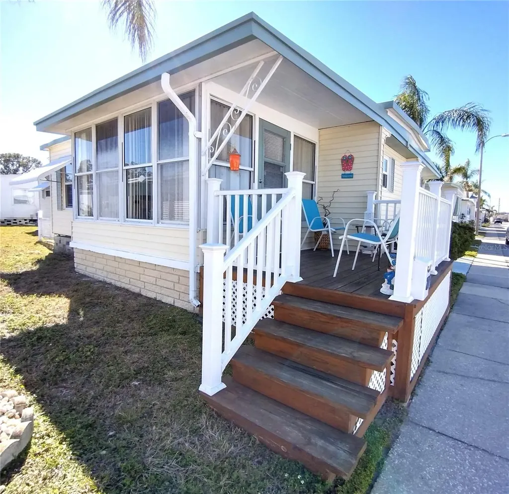 82286 2nd Avenue N Pinellas Park FL 33781