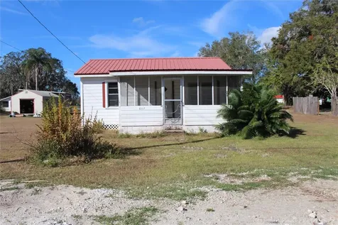 807 N Lanier Avenue Fort Meade FL 33841