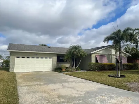 8719 Elmwood Lane Tampa FL 33615