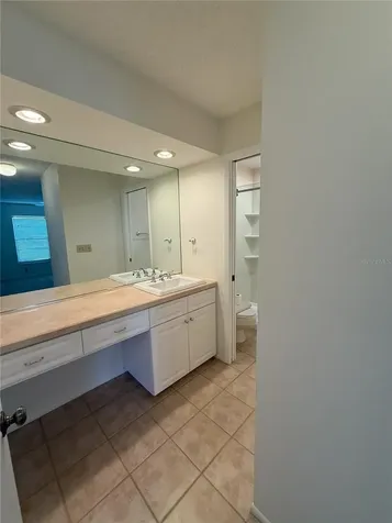 5345 Pamela Wood Way Sarasota FL 34233